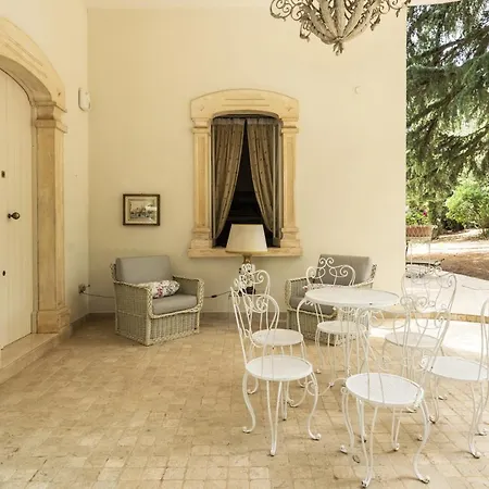 Villa Manfredi Con Piscina