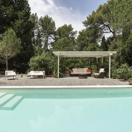 Manfredi Con Piscina 빌라 파사노