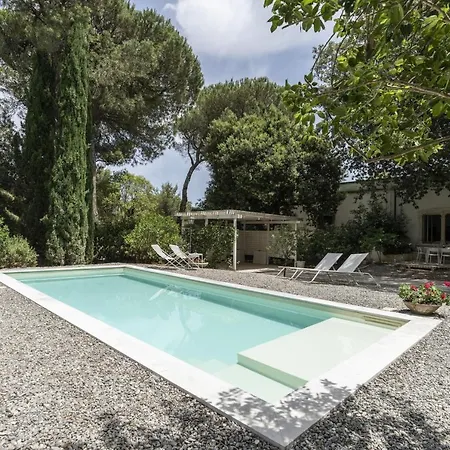 Manfredi Con Piscina 빌라 파사노